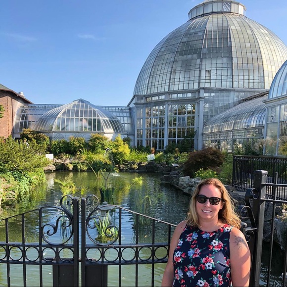 Meet your Posher, Ashlee - Picture 4 of 5